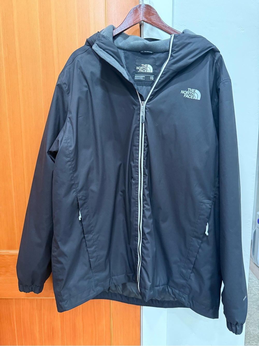 The North Face Men’s Black Hooded Winter Jacket